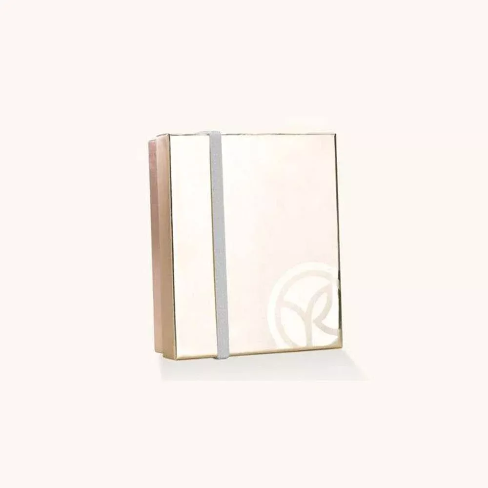 Yves Rocher Gold Gift Basket - Elegant Gift Packaging for Yves Rocher Products